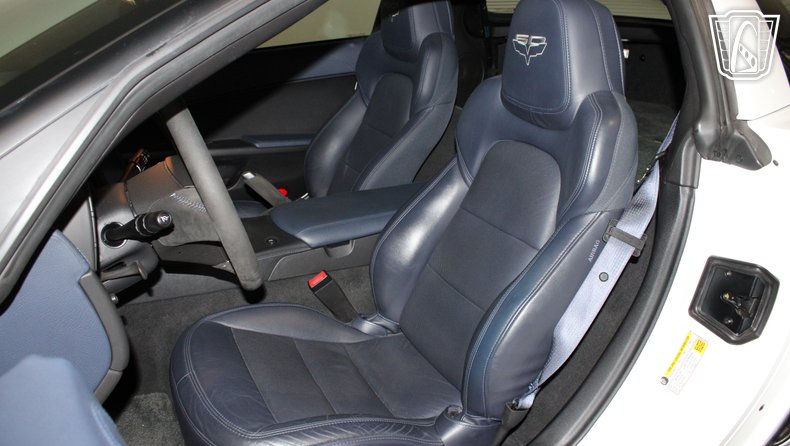 2013 Chevrolet Corvette 38