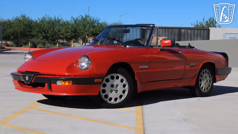 1986 Alfa Romeo Spider Veloce second image