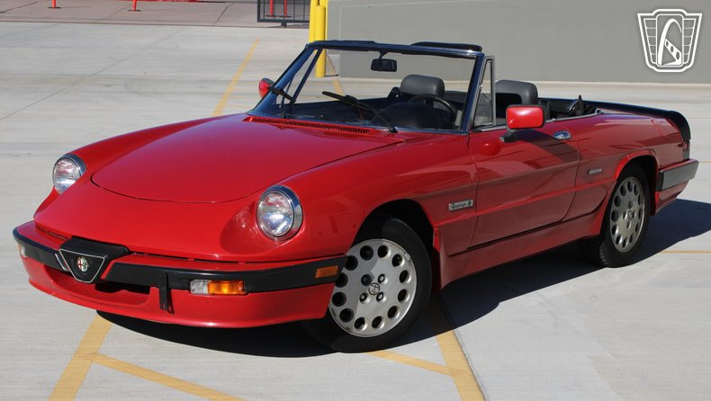 1986 Alfa Romeo Spider Veloce 3
