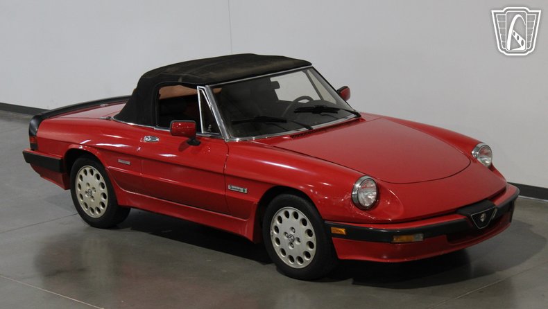 1986 Alfa Romeo Spider Veloce 16