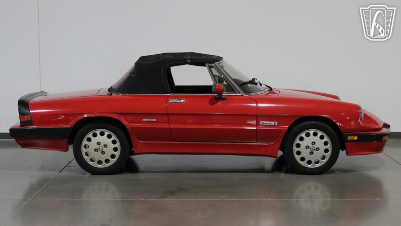 1986 Alfa Romeo Spider Veloce 25