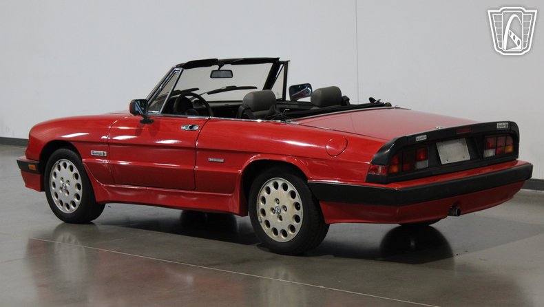 1986 Alfa Romeo Spider Veloce 28