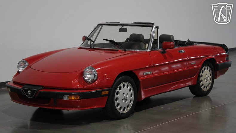 1986 Alfa Romeo Spider Veloce 30
