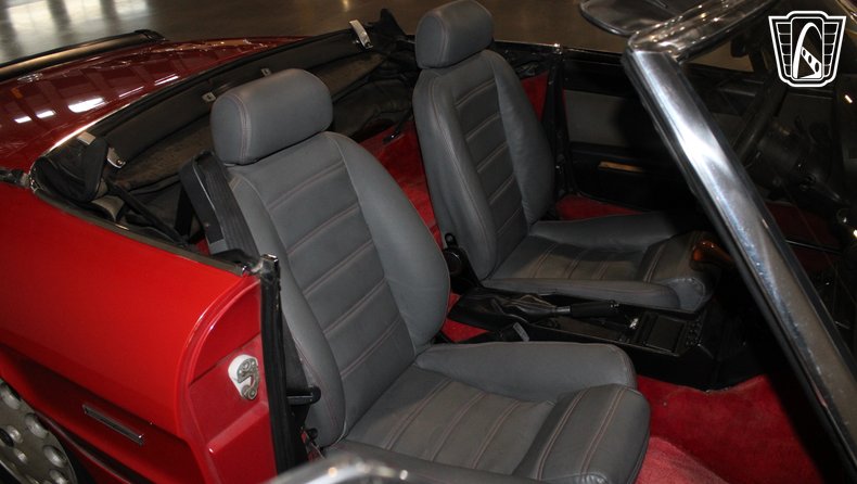 1986 Alfa Romeo Spider Veloce 10