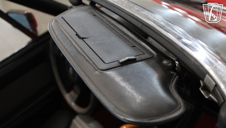 1986 Alfa Romeo Spider Veloce 82