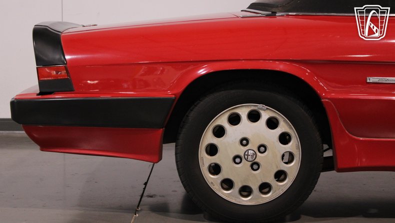 1986 Alfa Romeo Spider Veloce 135
