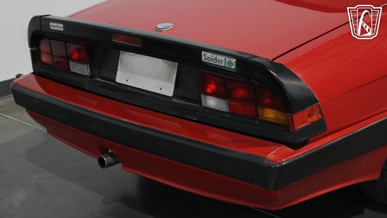 1986 Alfa Romeo Spider Veloce 137