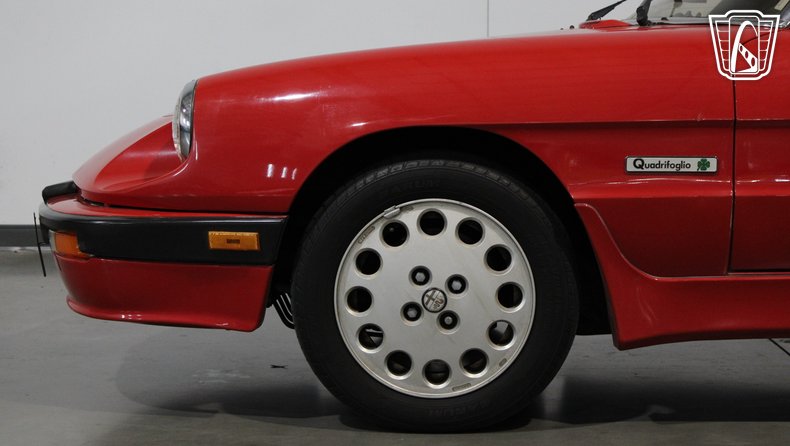 1986 Alfa Romeo Spider Veloce 179