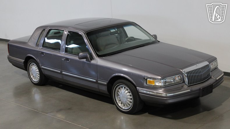 1996 Lincoln Town Car 15