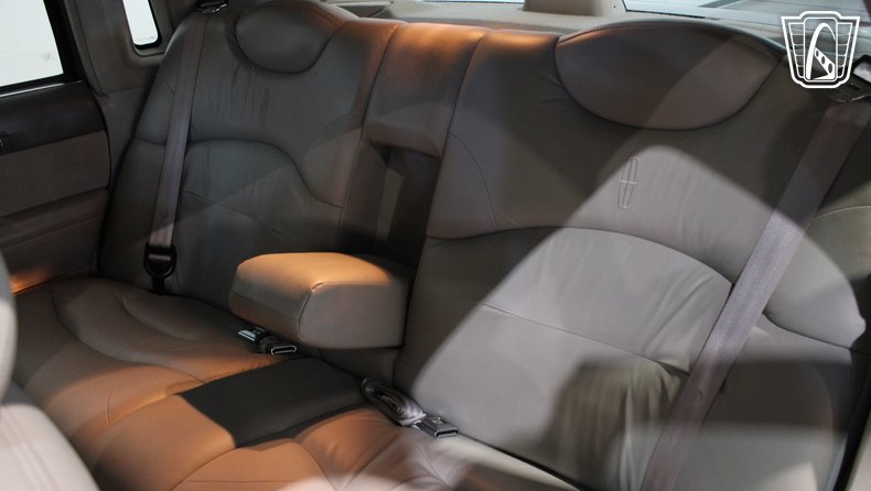 1996 Lincoln Town Car 79
