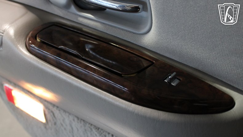 1996 Lincoln Town Car 87