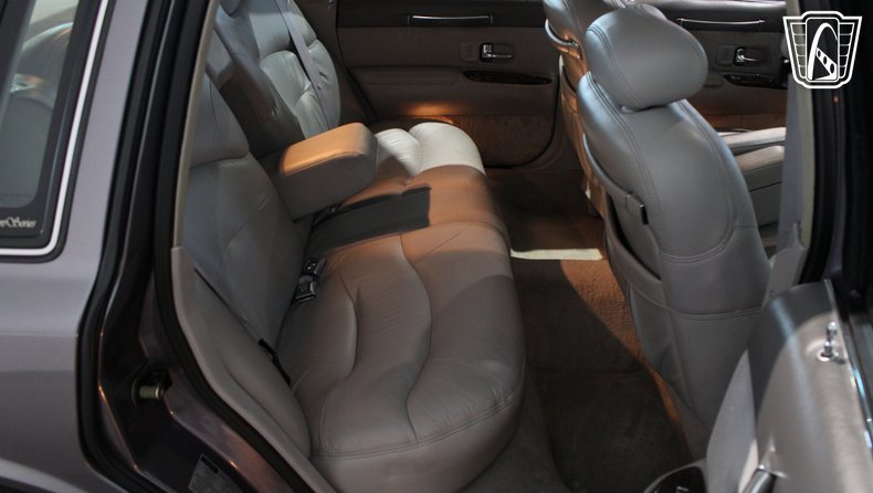 1996 Lincoln Town Car 105