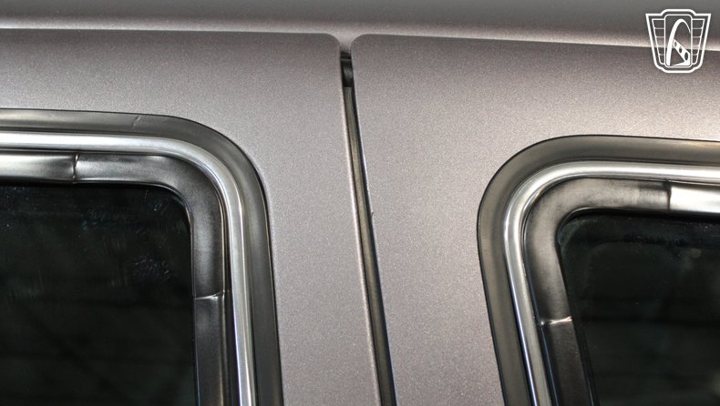 1996 Lincoln Town Car 198