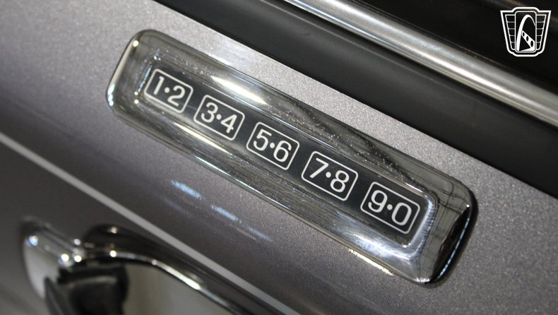 1996 Lincoln Town Car 242