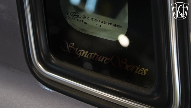 1996 Lincoln Town Car 247