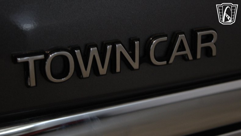 1996 Lincoln Town Car 257