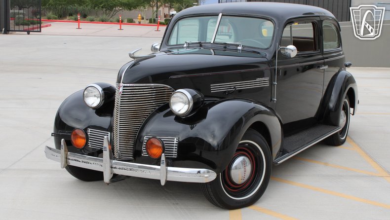 1939 Chevrolet Master Deluxe 2