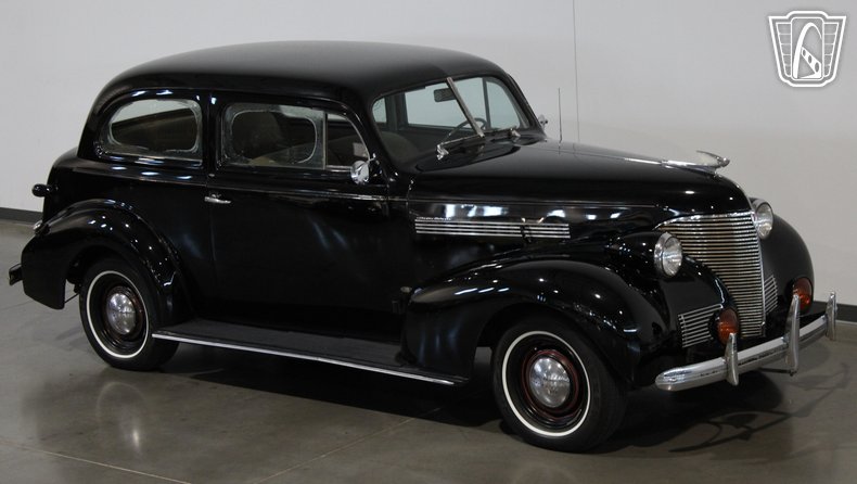 1939 Chevrolet Master Deluxe 8