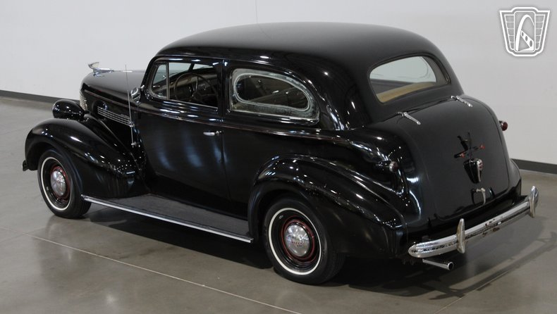 1939 Chevrolet Master Deluxe 12