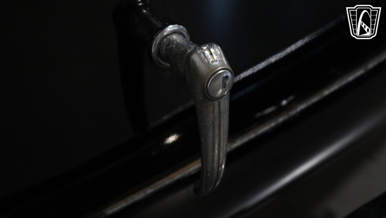 1939 Chevrolet Master Deluxe 183