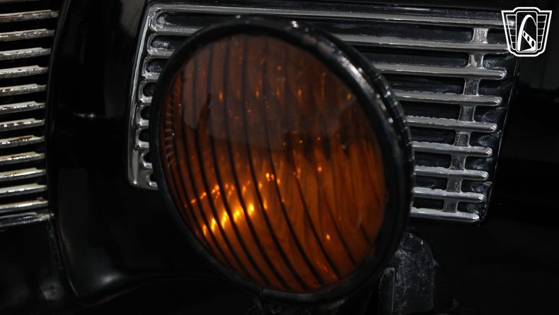 1939 Chevrolet Master Deluxe 191