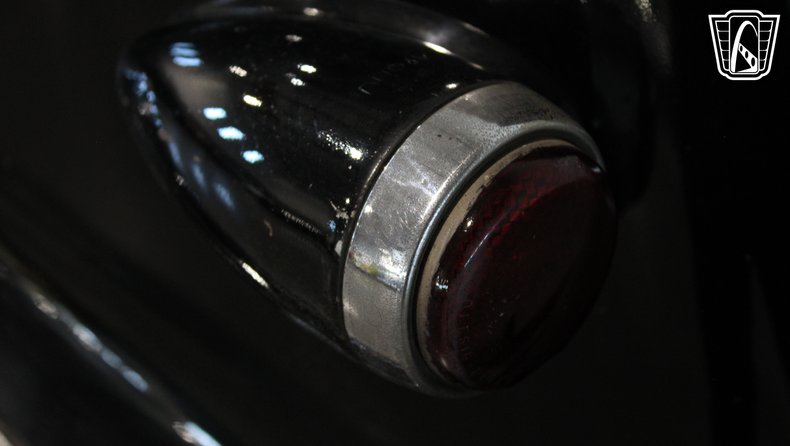 1939 Chevrolet Master Deluxe 215