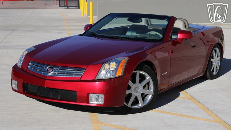 2004 Cadillac XLR 3