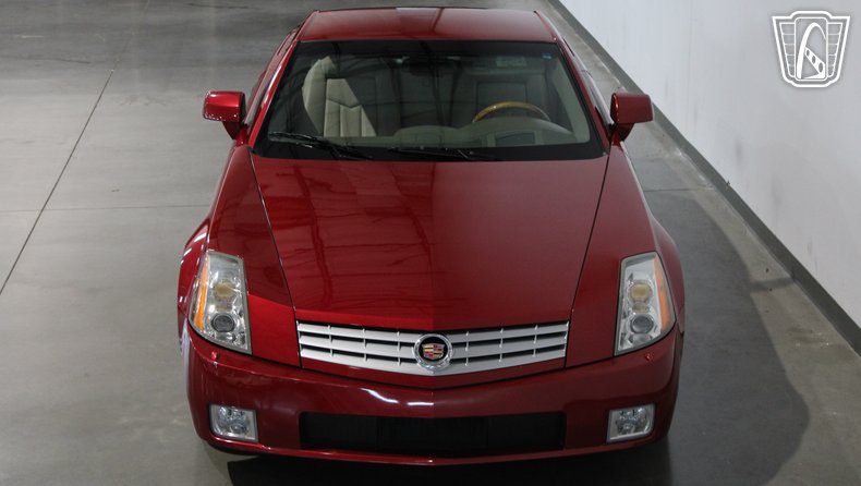 2004 Cadillac XLR 15