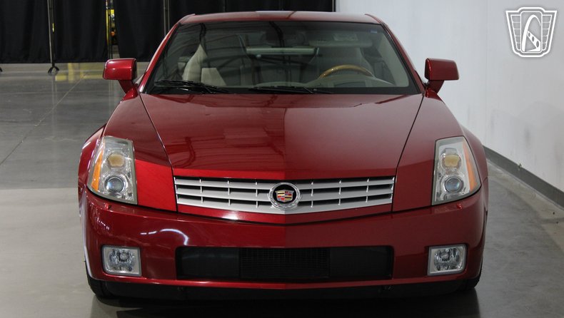 2004 Cadillac XLR 23