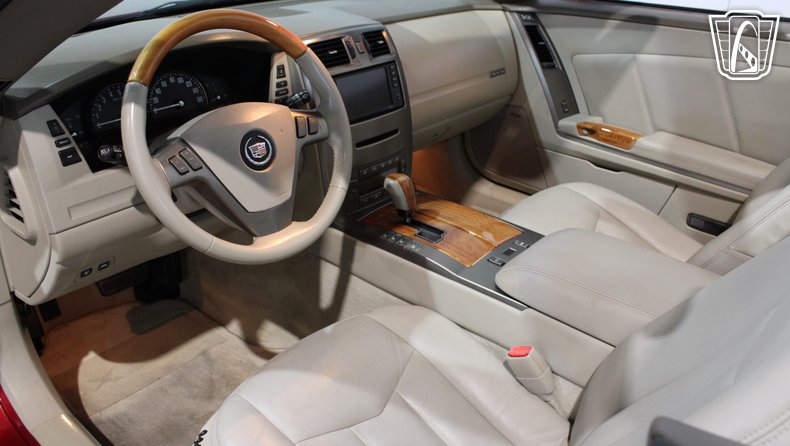 2004 Cadillac XLR 9
