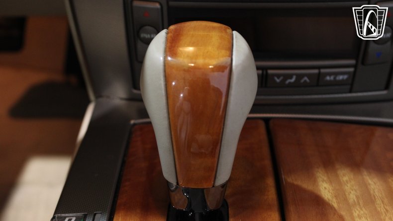 2004 Cadillac XLR 49