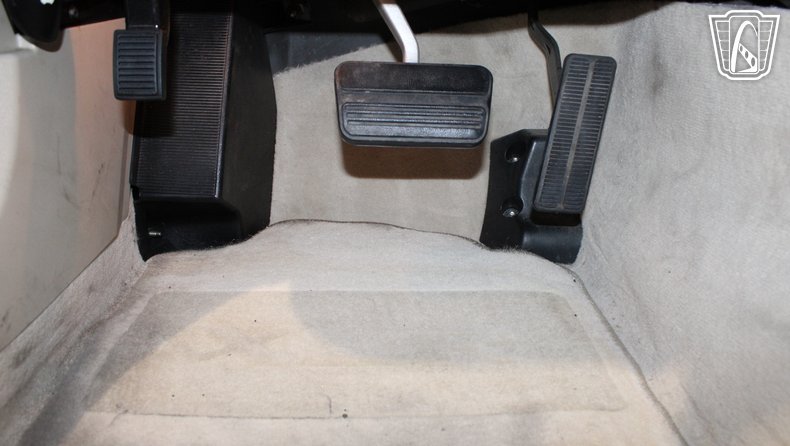 2004 Cadillac XLR 66