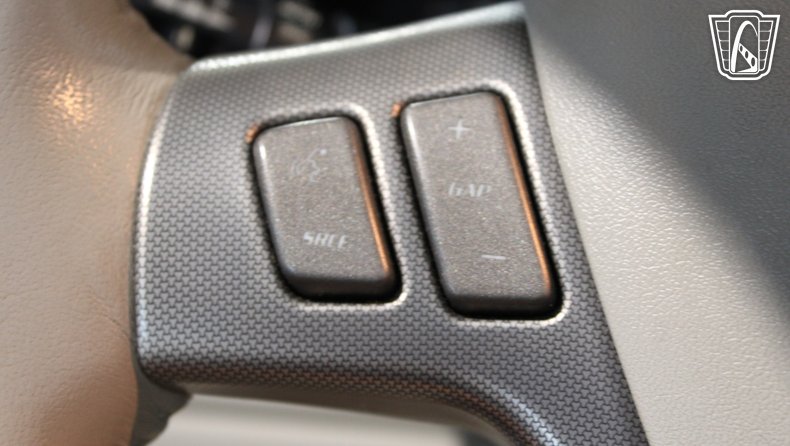2004 Cadillac XLR 73