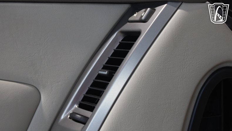 2004 Cadillac XLR 82