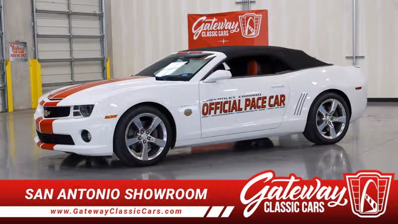 2011 Chevrolet Camaro second image