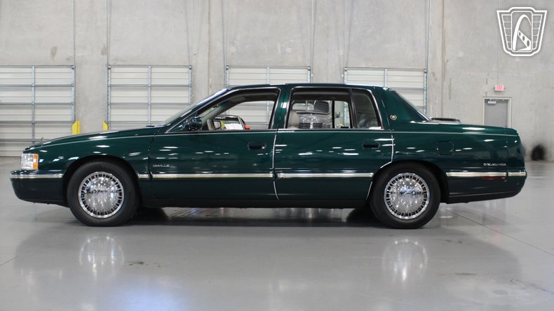 1999 Cadillac DeVille 28