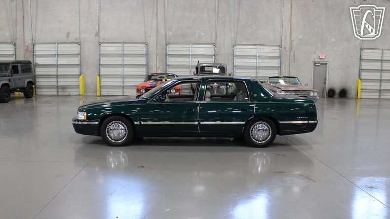 1999 Cadillac DeVille 46
