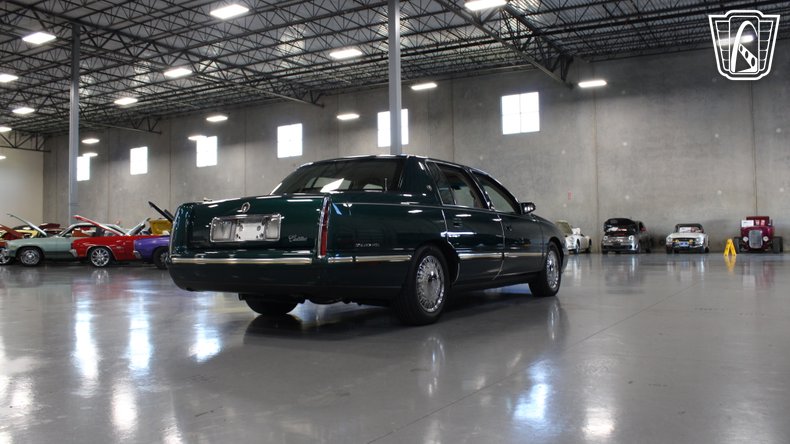 1999 Cadillac DeVille 56