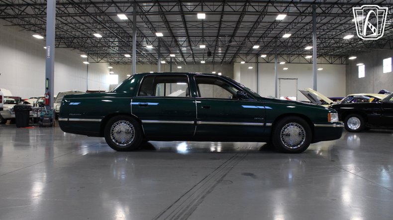 1999 Cadillac DeVille 59