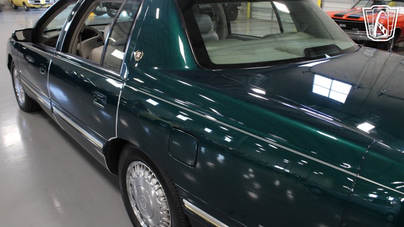 1999 Cadillac DeVille 72