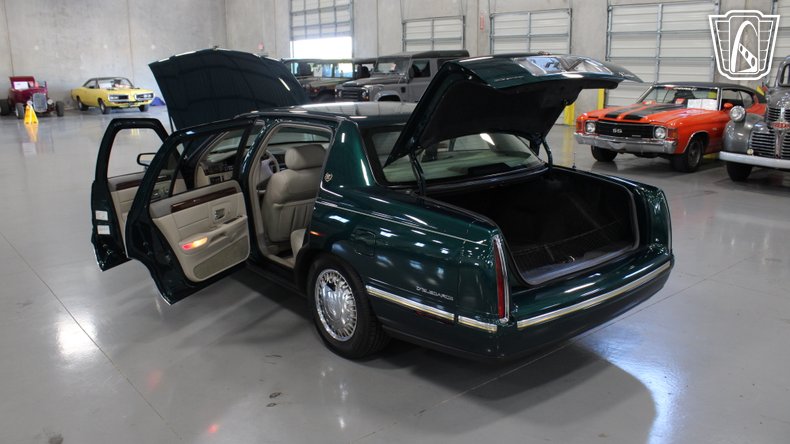 1999 Cadillac DeVille 110