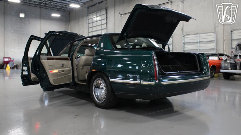 1999 Cadillac DeVille 112