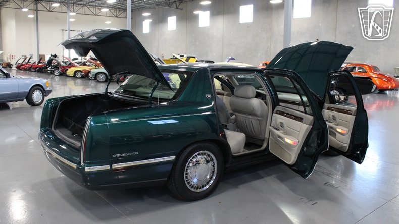 1999 Cadillac DeVille 117