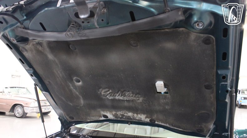 1999 Cadillac DeVille 132