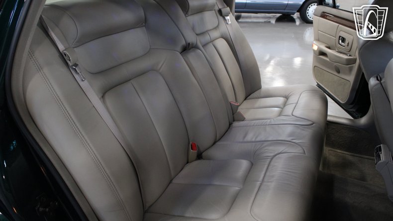 1999 Cadillac DeVille 145