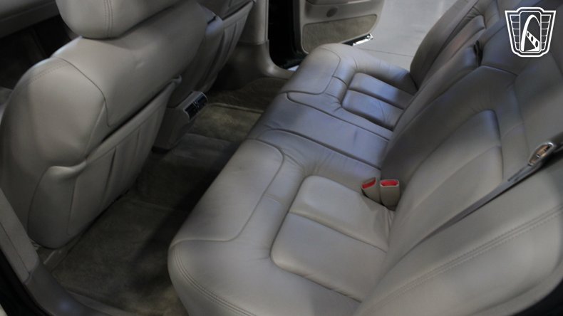 1999 Cadillac DeVille 146