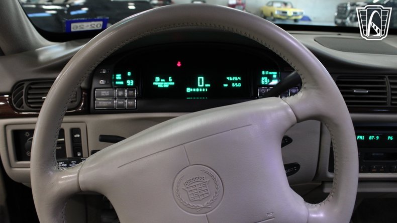 1999 Cadillac DeVille 148