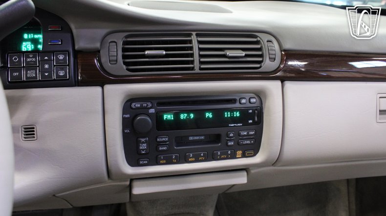1999 Cadillac DeVille 149