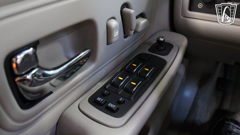 1999 Cadillac DeVille 153
