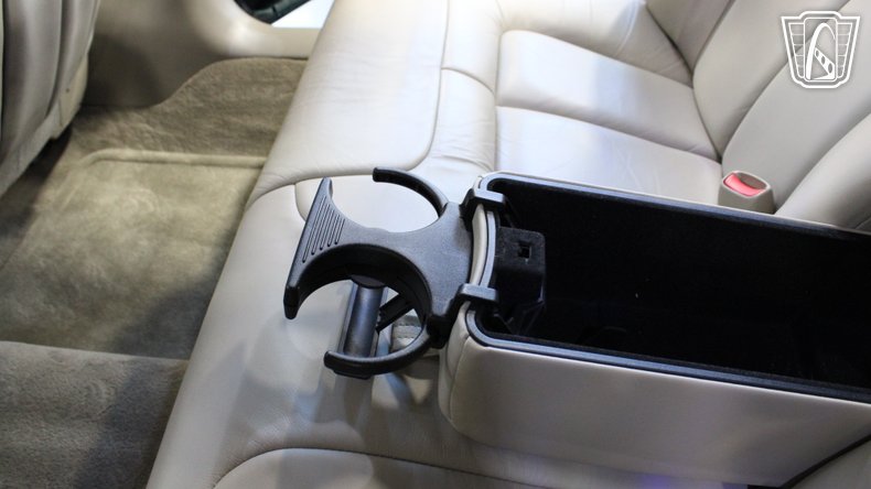 1999 Cadillac DeVille 157